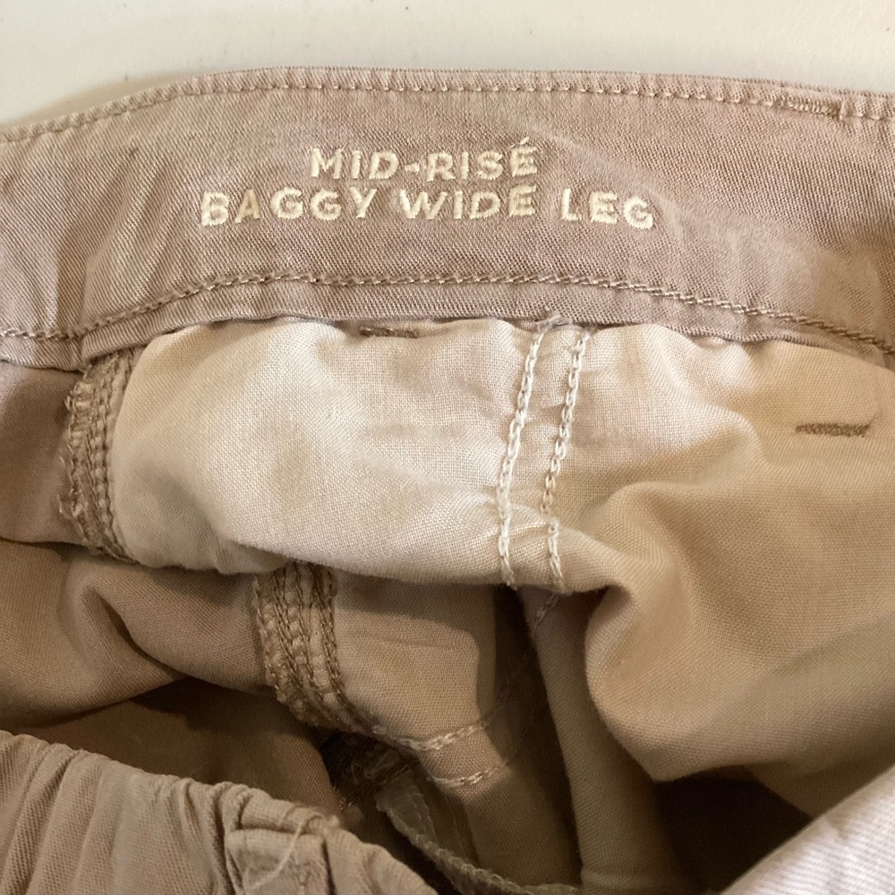 American Eagle 4 Short Baggy Wide Leg Mid Rise Tan Beige Cargo Pants Womens 2024 - Picture 7 of 10
